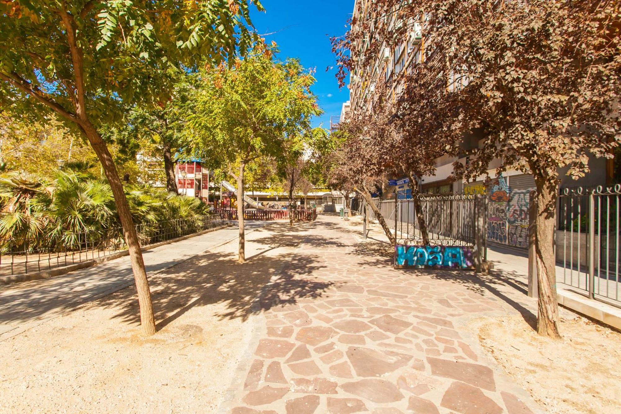 Guernica Luxury Duplex - Location, Light, And Art Apartamento Madri Exterior foto